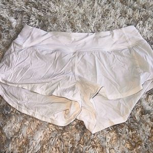 Lululemon short! Great condition! color white! Size 4!